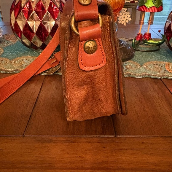 Patricia Nash Brown and Orange Floral Crossbody Bag - Picture 5 of 5